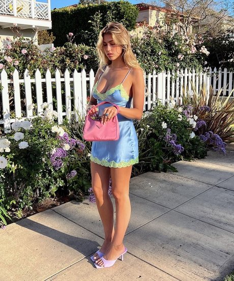 Kara Del Toro beautiful star galleries