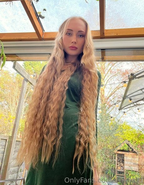 emilia tt nude pornstar galleries