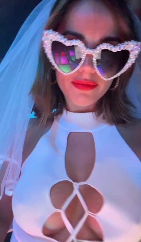 Georgia May Foote star nude pic