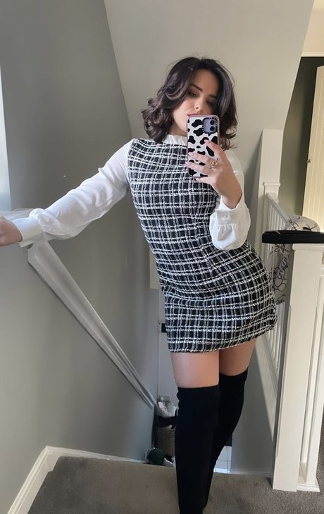 Georgia May Foote model adult pic