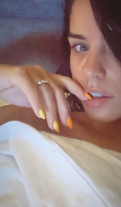 Georgia May Foote sexy model images