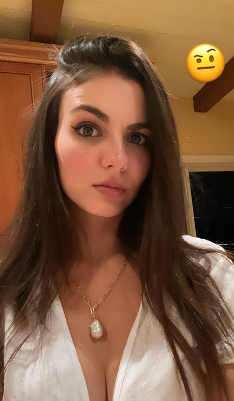 Victoria Justice model best gallery