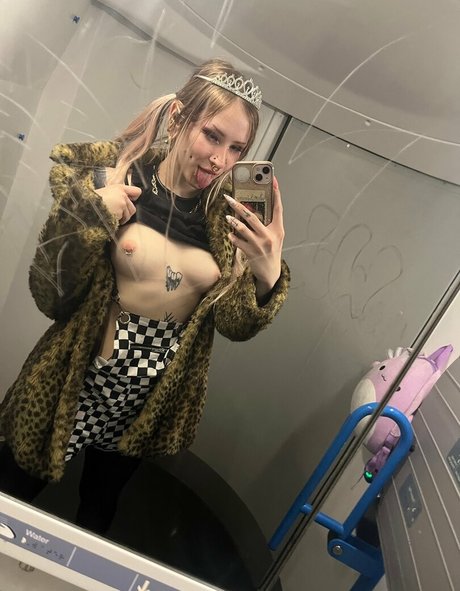 brown onlyfans sexy nudes pictures