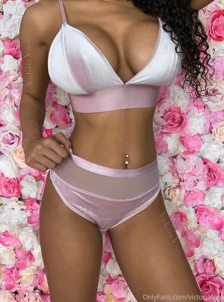 victoriafree model top images