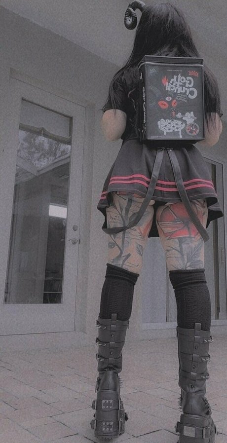 feet milf onlyfans sexy pictures