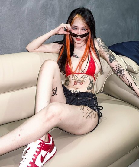 q namii pornstar nude pics