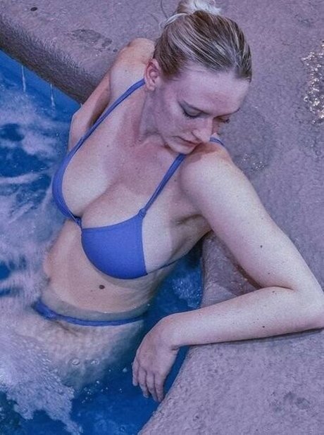 luizaconlaz hd model pic