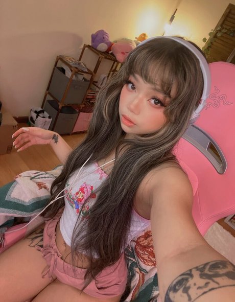 Wasabiicat model nice pic