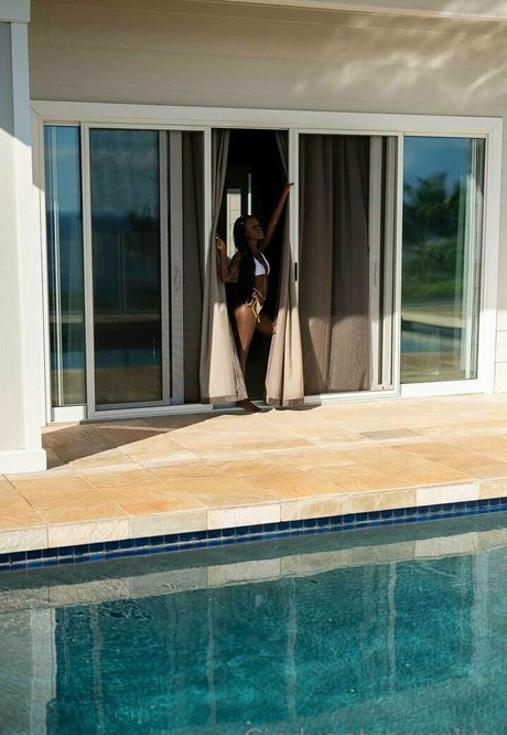 huge anal dildo onlyfans erotic pics