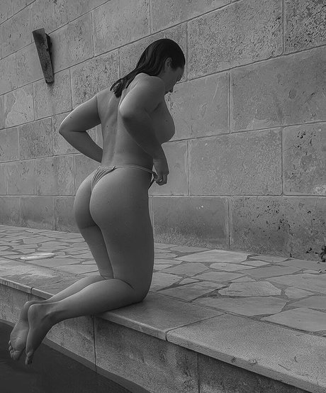 sweetnzaza xxx star pictures