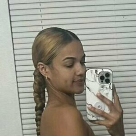 Superdome sexy star image