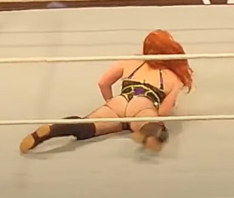 Isla Dawn nude pornstar images