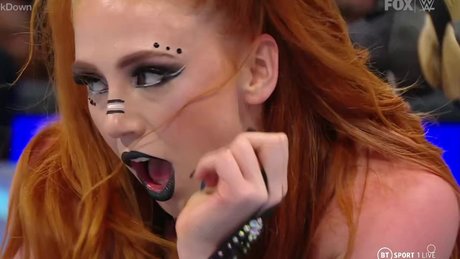 Isla Dawn model hot pictures