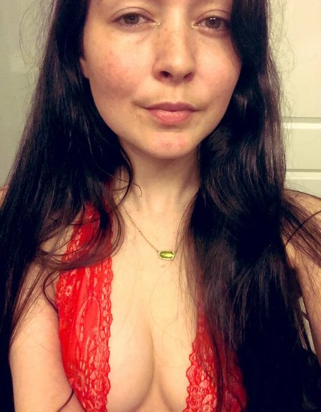 Zhaddie Grey pretty star picture