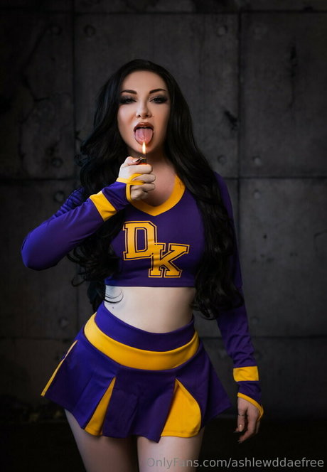 ashlewddaefree star adult pictures