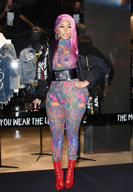 Nicki Minaj exclusive pornstar pictures