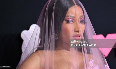 Nicki Minaj model naked photos