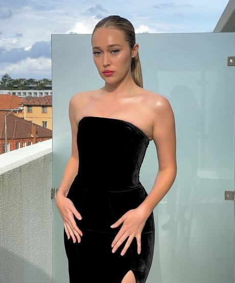 Alycia Debnam Carey Quick photo