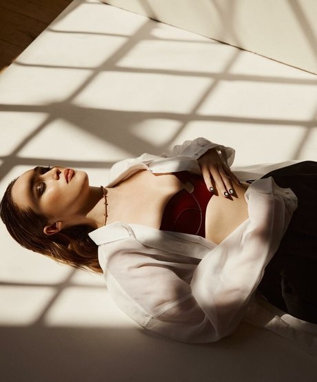 Alycia Debnam Carey sex star picture