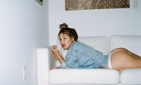 Lindsey Kevitch star nudes pics