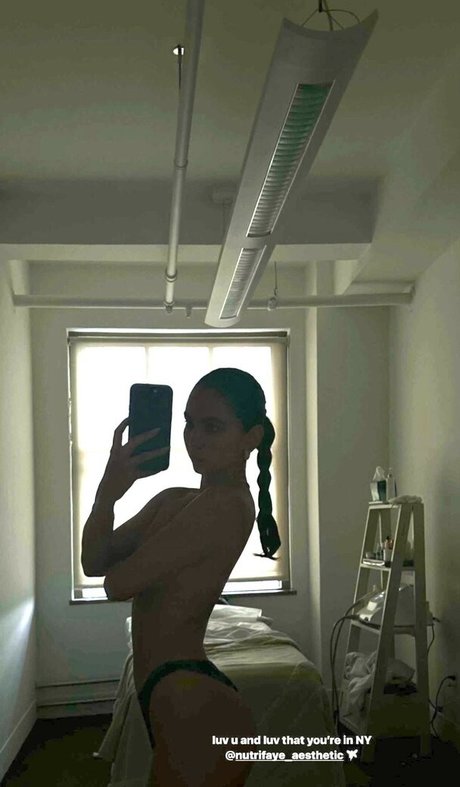 Christina Nadin model nude photo