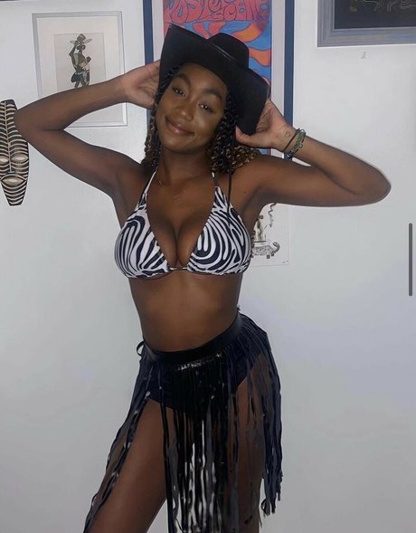 Majormommyissues model perfect archive