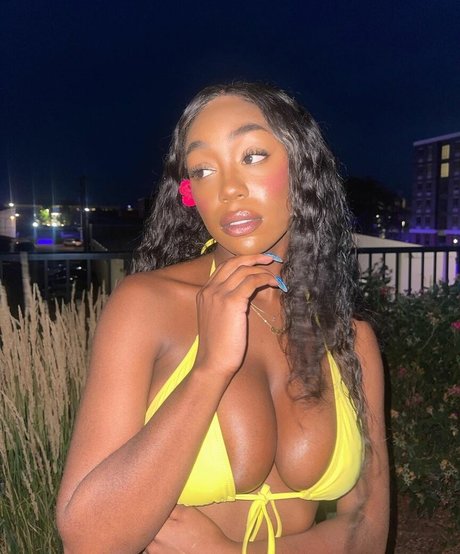 Majormommyissues high quality pornstar photo