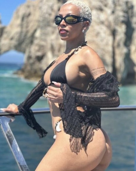 Doja Cat pretty actress pictures