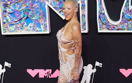 curvy teen onlyfans hd pic