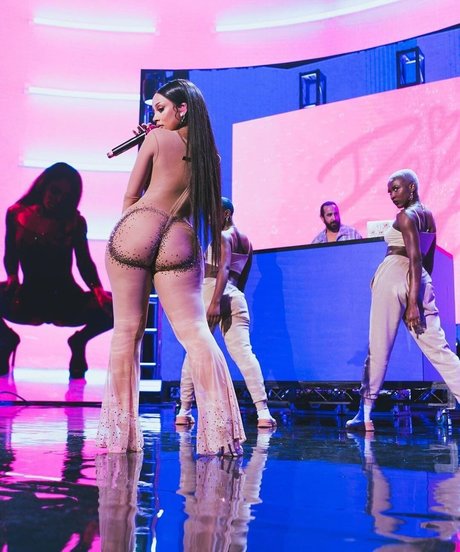 Doja Cat star art picture