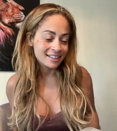 Kayla Braxton hd pornstar archive