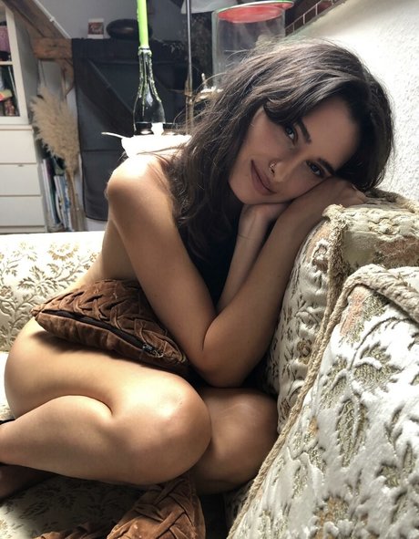 Li lana model free images