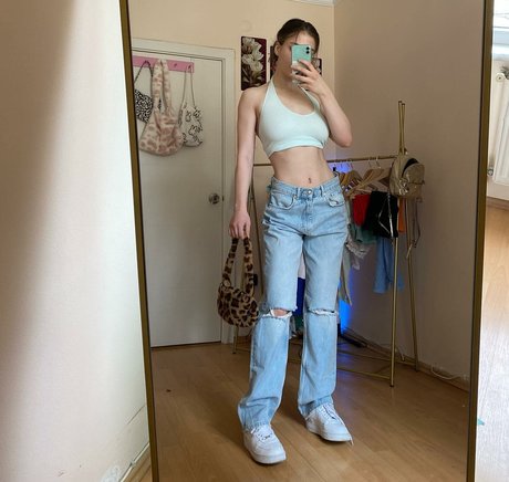 boobs selfie onlyfans beautiful naked archive