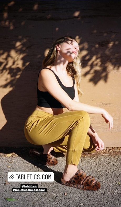 curvy muscle onlyfans sexy pictures