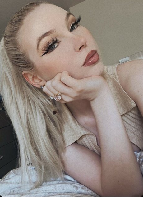 Loveabilities pretty pornstar images