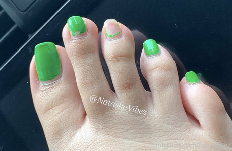 foot vibez nude actress pictures