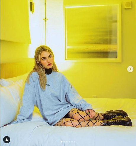 Kennedy Walsh art star galleries