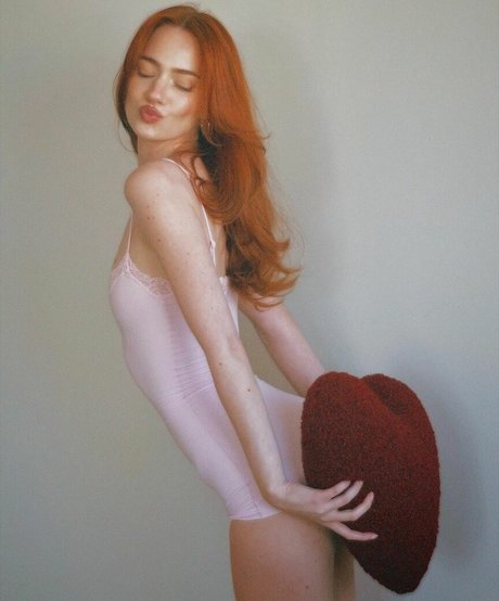 Kennedy Walsh star top gallery