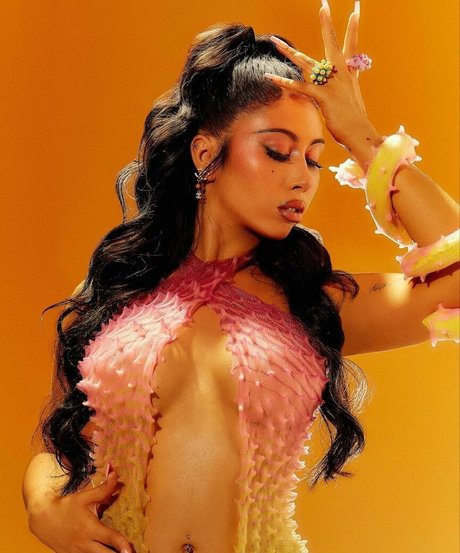 Kali Uchis model xxx img