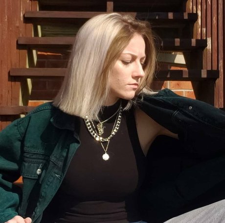 Kruzader hot star photos