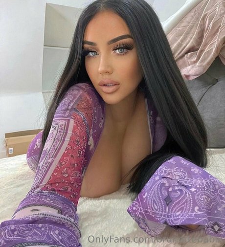 brunettebabiii model pornographic archive