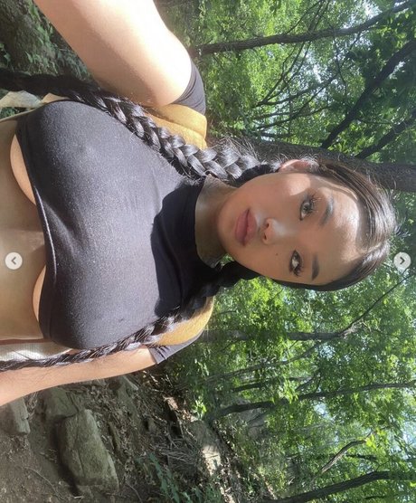 Sc Pion_ naked star pics