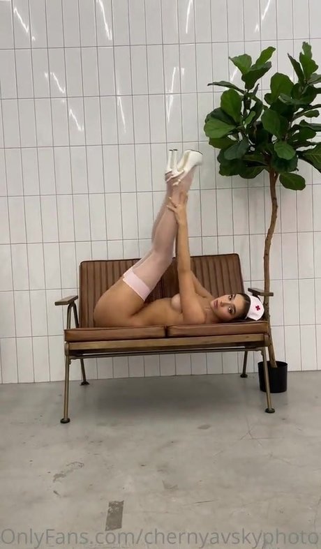 Seltin Sweety model top img