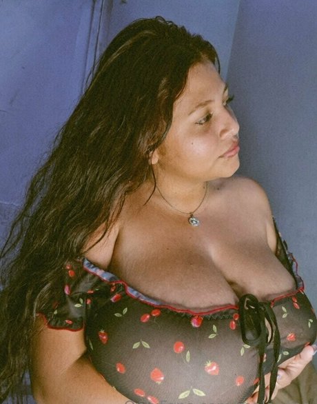 big tits midget onlyfans sexy naked image