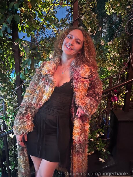 Gingerbanks1 model nice img