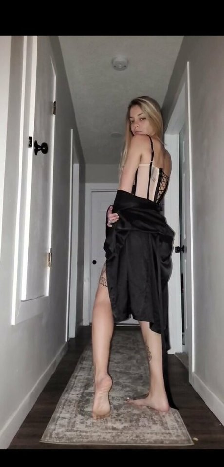 unalome model perfect pictures