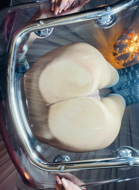 FallingDevil hot model img