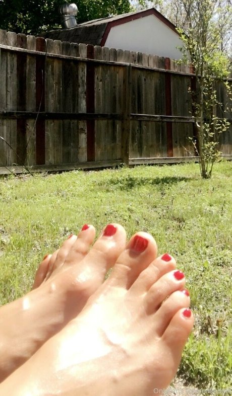 nakedintelligenceraw model art pictures