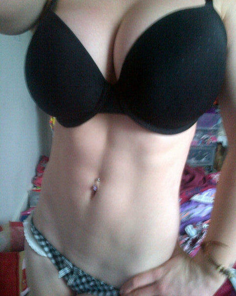 blonde shemale onlyfans free galleries