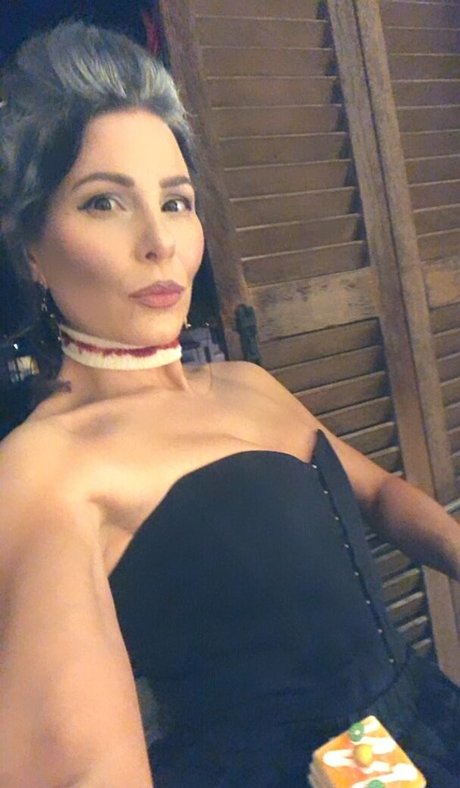 Lucrezia Millarini high quality star gallery